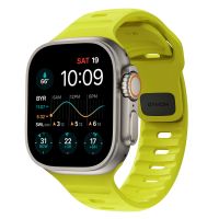 Nomad Bracelet Sport FKM Apple Watch Series 1-9 / SE / Ultra (2) - 42/44/45/49 mm - High Volta