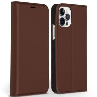 Accezz Étui de téléphone Slim Folio en cuir de qualité supérieure iPhone 12 (Pro) - Brun