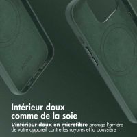 Accezz Coque arrière en cuir avec MagSafe iPhone 13 Pro - Cedar Green