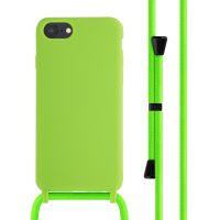 iMoshion ﻿Coque en silicone avec cordon iPhone SE (2022 / 2020) / 8 / 7 - Vert Fluo