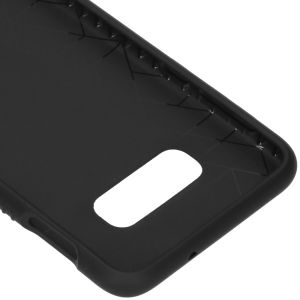 Accezz Coque Impact Grip Samsung Galaxy S10e - Noir