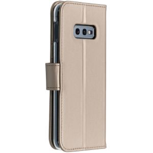 Accezz Étui de téléphone Wallet Samsung Galaxy S10e - Dorée
