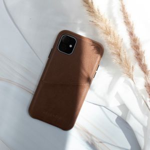 Selencia Coque arrière en cuir végétalien iPhone SE (2022 / 2020) / 8 / 7/6s