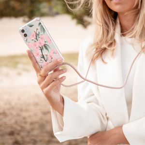 iMoshion Coque Design avec cordon iPhone 12 (Pro) -  Fleur - Cherry Blossom