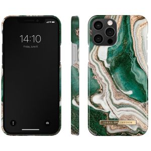 iDeal of Sweden Coque Fashion iPhone 12 (Pro) - Golden Jade Marble