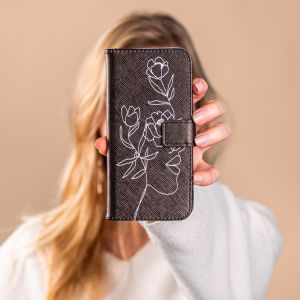 iMoshion Coque silicone design Galaxy S10 - Woman Flower Black