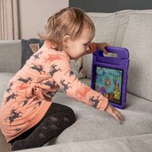 iMoshion Coque kidsproof avec poignée iPad 6 (2018) 9.7 pouces / iPad 5 (2017) 9.7 pouces - Violet