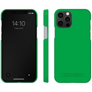 iDeal of Sweden Seamless Case Backcover iPhone 12 (Pro) - Emerald Buzz