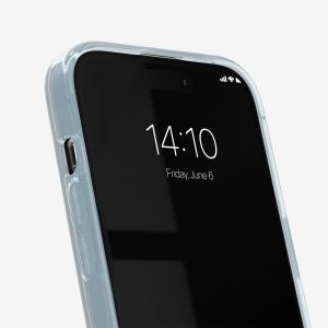 iDeal of Sweden Coque arrière Mirror iPhone 14 Pro - Sky Blue