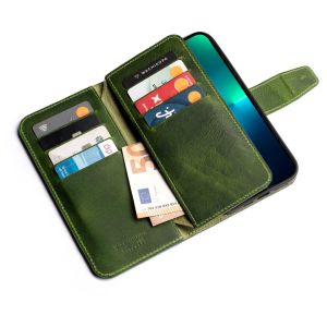 Wachikopa Étui de téléphone portefeuille Multi Wallet iPhone 13 Pro - Forest Green