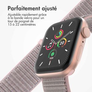 iMoshion Bracelet en nylon⁺ Apple Watch Series 1-9 / SE / Ultra (2) - 42/44/45/49 mm - Pink Sand