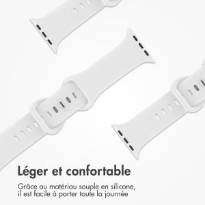 iMoshion Bracelet en silicone⁺ Apple Watch Series 1-9 / SE / Ultra (2) - 42/44/45/49 mm - White - Taille M/L