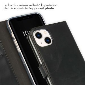 Selencia Étui de téléphone en cuir véritable iPhone 13 - Noir