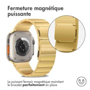 Selencia Bracelet magnétique en acier Apple Watch Series 1-9 / SE / Ultra (2) - 42/44/45/49 mm - Dorée