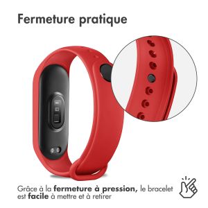 iMoshion Bracelet en silicone Xiaomi Mi Band 7 - Rouge