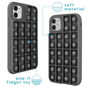 iMoshion Pop It Fidget Toy - Coque Pop It iPhone 12 (Pro) - Noir