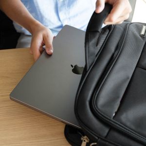 Accezz Business Series Laptop Backpack - Sac pour ordinateur portable 15-15,6 pouces - Convient aux ordinateurs portables jusqu'à 15,6 pouces - Noir