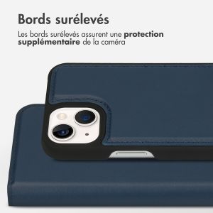 Accezz Étui de téléphone portefeuille en cuir de qualité supérieure 2 en 1 iPhone 13 - Bleu foncé