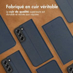 Accezz Étui de téléphone Slim Folio en cuir de qualité supérieure Samsung Galaxy S22 Plus - Bleu foncé