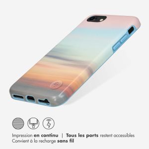 Selencia Aurora Coque Fashion iPhone SE (2022 / 2020) / 8 / 7 - ﻿Coque durable - 100 % recyclée - Sky Sunset Multicolor