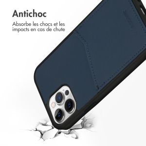 Accezz ﻿Coque en cuir de qualité supérieure avec fentes pour cartes iPhone 12 (Pro) - Bleu foncé