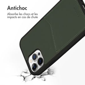 Accezz ﻿Coque en cuir de qualité supérieure avec fentes pour cartes iPhone 12 (Pro) - Vert