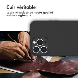 Accezz Leather Backcover avec MagSafe iPhone 14 Pro Max - Noir
