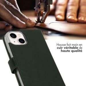 Selencia Étui de téléphone portefeuille en cuir véritable iPhone 14 - Vert