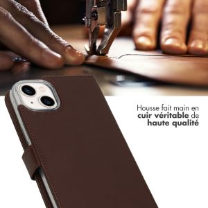 Selencia Étui de téléphone portefeuille en cuir véritable iPhone 14 Plus - Brun