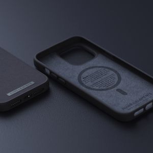 Njorð Collections Coque en cuir véritable MagSafe iPhone 14 Pro Max - Black