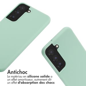 iMoshion ﻿Coque en silicone avec cordon Samsung Galaxy S22 - Menthe verte