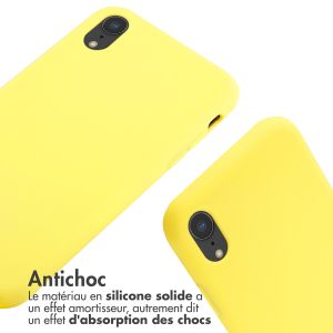 iMoshion ﻿Coque en silicone avec cordon iPhone Xr - Jaune