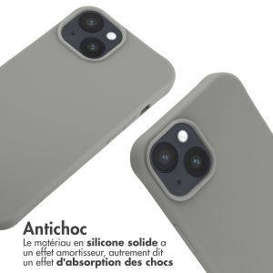 iMoshion ﻿Coque en silicone avec cordon iPhone 14 - Gris clair