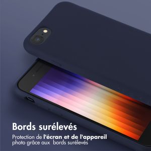 Selencia Coque silicone avec cordon amovible iPhone SE (2022 / 2020) / 8 / 7 - Bleu foncé