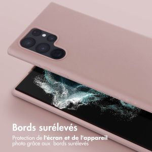 Selencia Coque silicone avec cordon amovible Samsung Galaxy S22 Ultra - Sand Pink