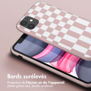 Selencia ﻿Coque design en silicone avec cordon amovible iPhone 11 - Irregular Check Sand Pink