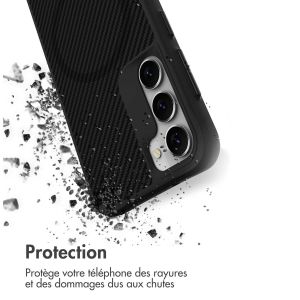 iMoshion Rugged Hybrid Carbon Case avec MagSafe Samsung Galaxy S23 Plus - Noir