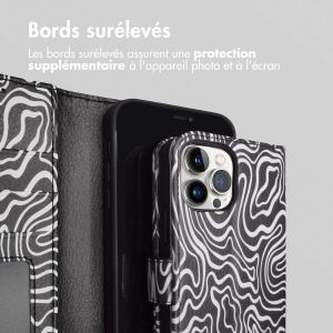 iMoshion ﻿Étui de téléphone portefeuille Design iPhone 12 (Pro) - Black And White
