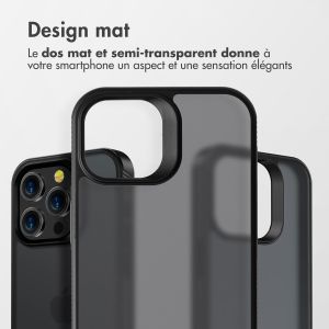 Accezz Coque Givrée Robuste iPhone 14 Pro - Noir