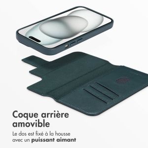 Accezz Étui de téléphone portefeuille en cuir 2-en-1 avec MagSafe iPhone 15 - Cedar Green