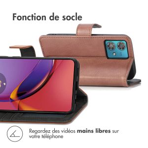 iMoshion Étui de téléphone portefeuille Luxe Motorola Moto G84 - Brun