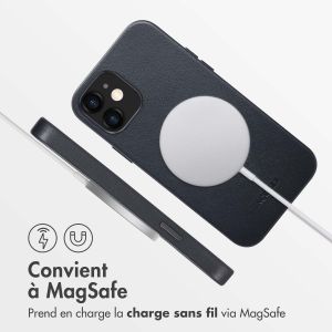 Accezz Coque arrière en cuir avec MagSafe iPhone 12 (Pro) - Onyx Black