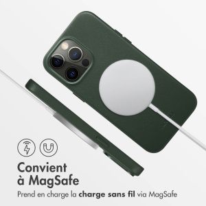 Accezz Coque arrière en cuir avec MagSafe iPhone 14 Pro Max - Cedar Green