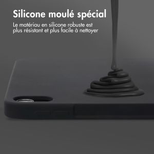 Accezz Coque Liquid Silicone avec porte-stylet iPad Air 5 (2022) / Air 4 (2020) - Noir