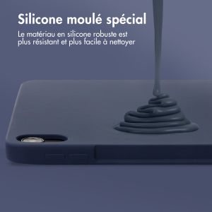 Accezz Coque Liquid Silicone avec porte-stylet iPad Air 5 (2022) / Air 4 (2020) - Bleu foncé