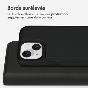 Accezz Premium Leather 2 in 1 Wallet Bookcase l'iPhone 15 - Noir