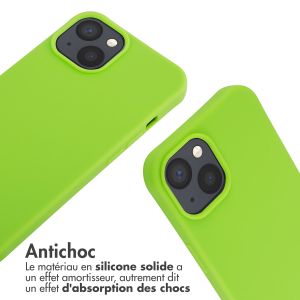 iMoshion ﻿Coque en silicone avec cordon iPhone 14 - Vert Fluo