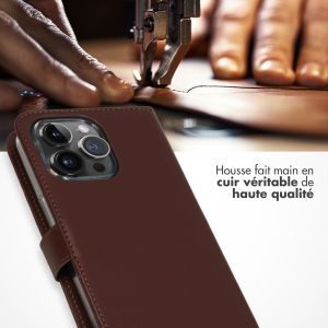 Selencia Étui de téléphone portefeuille en cuir véritable iPhone 15 Pro Max - Brun