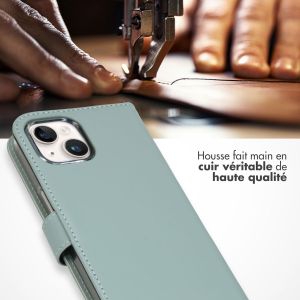 Selencia Étui de téléphone portefeuille en cuir véritable iPhone 15 Plus - Air Blue