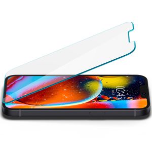 Spigen Protection d'écran en verre trempé GLAStR Fit + Applicator iPhone 13 Mini